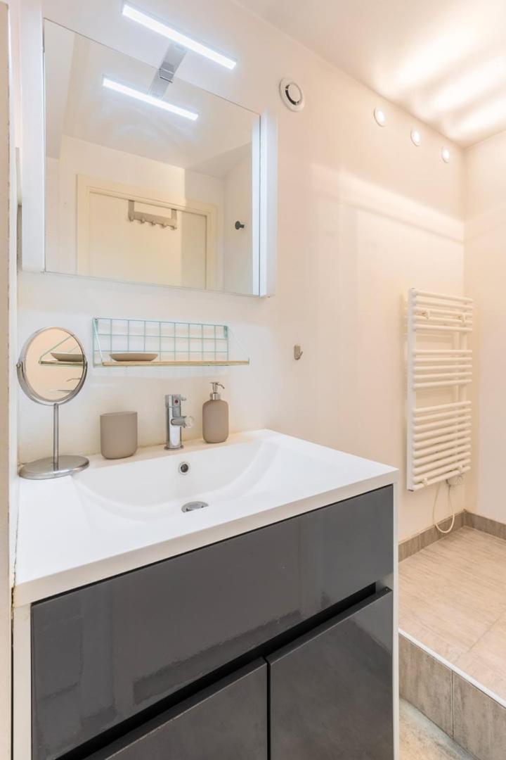 Spacious Apartment W Private Parking In Old 里尔 外观 照片